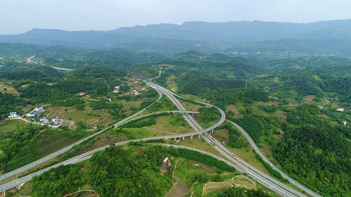 重慶永川至江津高速公路